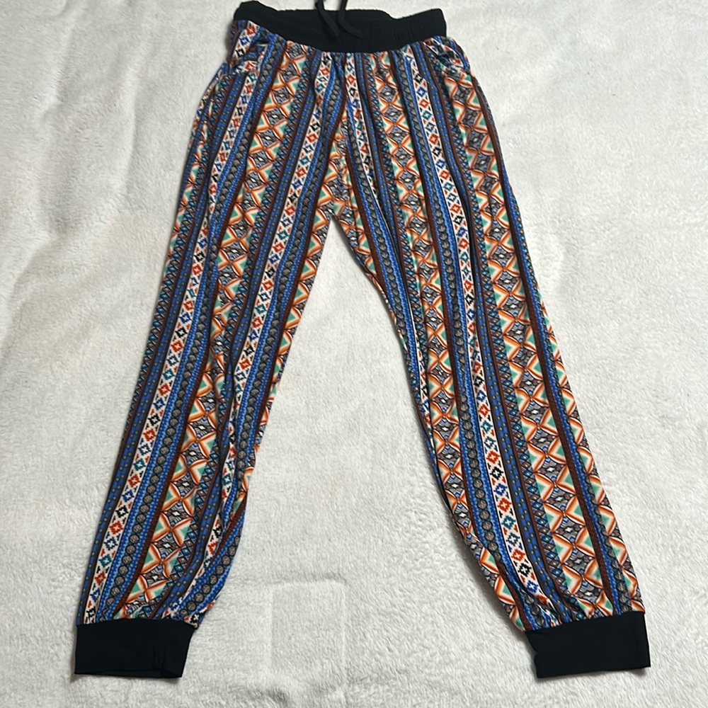 Fornia Light and Loose Yoga Leggings
